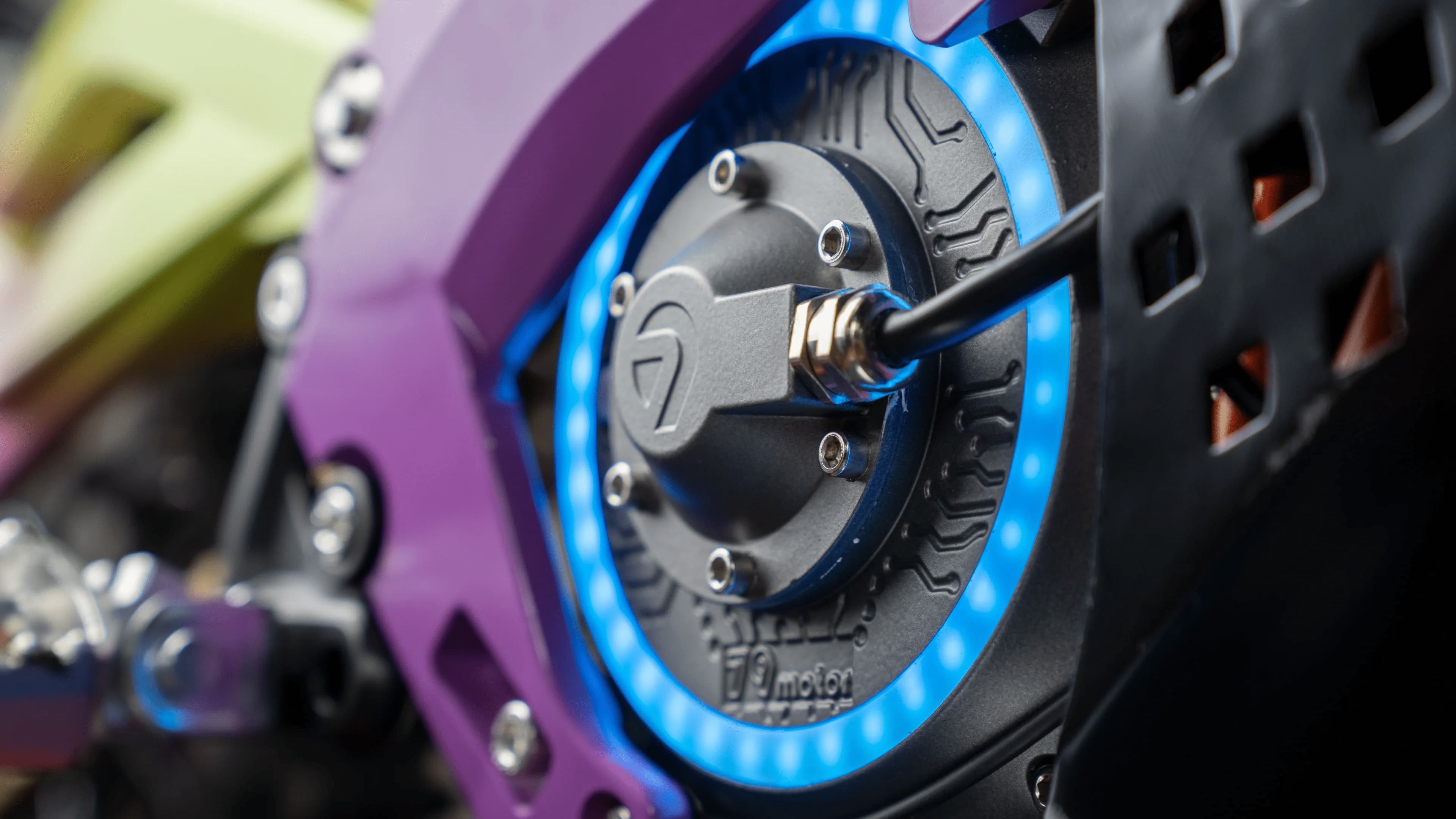 Stealth Bomber 3000W